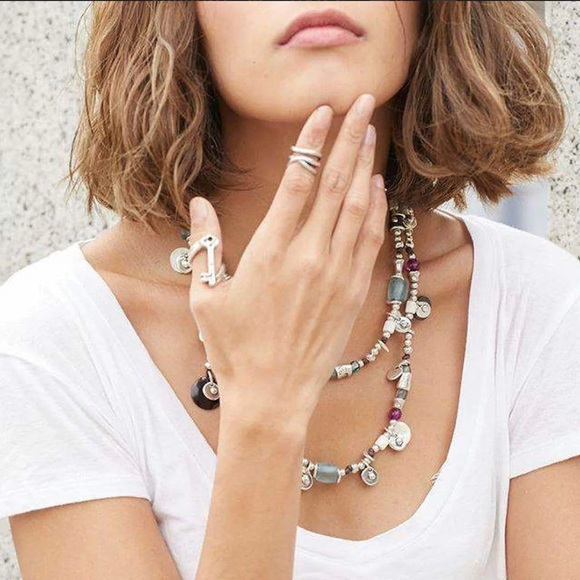 UNO de 50 Esmeralda Necklace - Picture 2 of 8